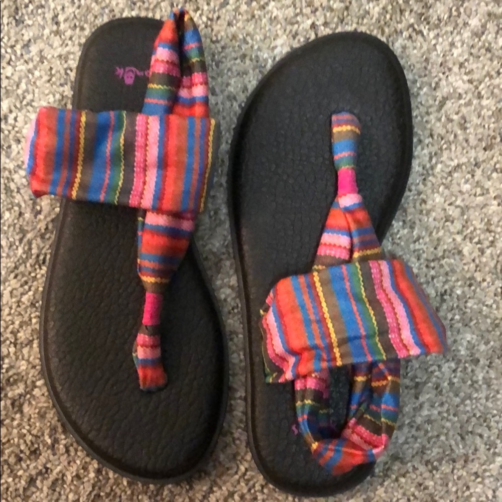 Sanuk foam sandals
